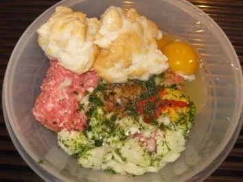 Weißkrautpfanne mit Frikadellen und Salzkartoffeln - Rezept - Bild Nr. 6