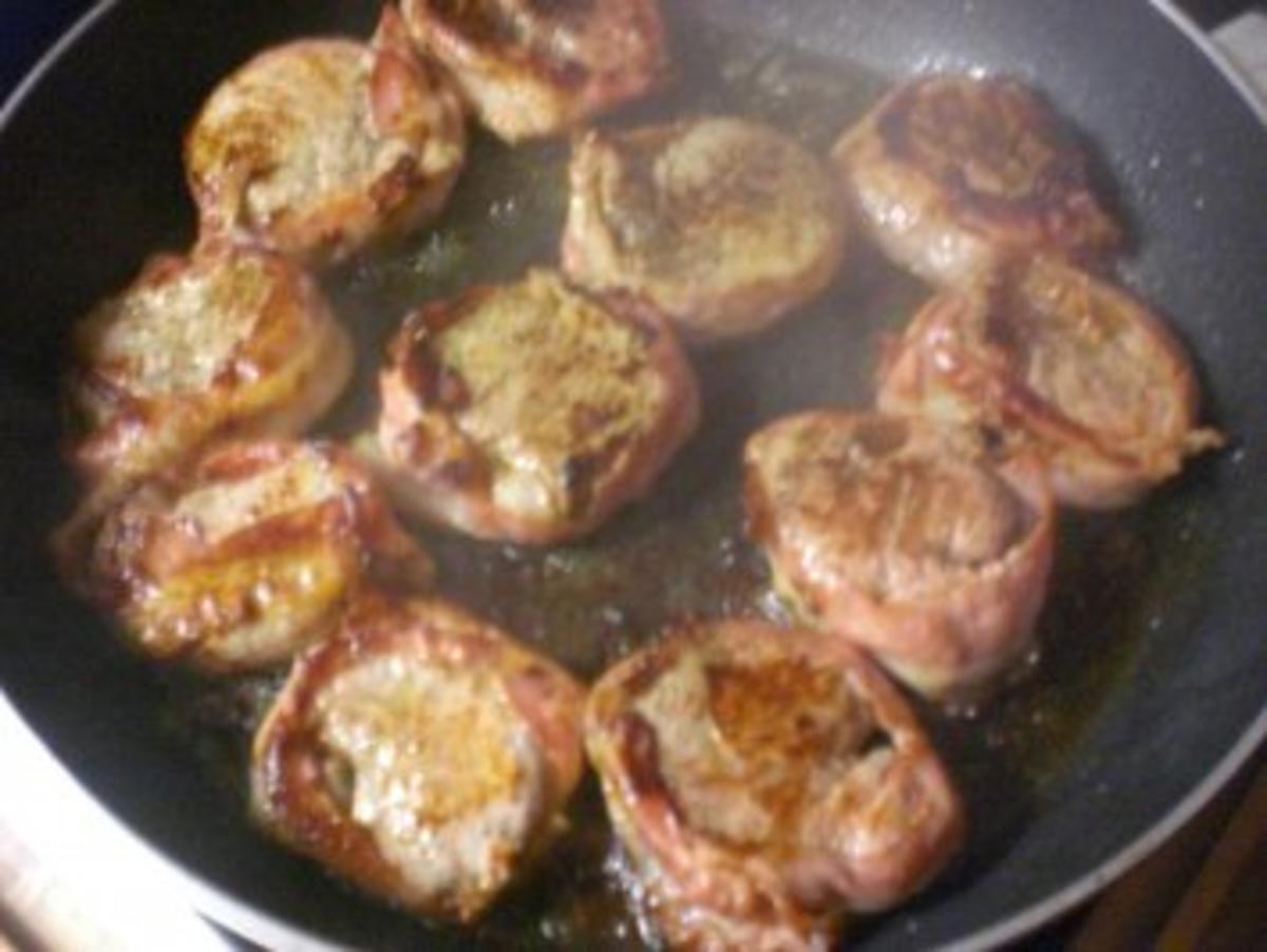 Schweinemedaillons im Speckmantel mit Paprikagemüse - Rezept - Bild Nr. 2