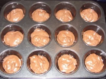 Kleingebäck - Schoko-Muffins mit Schogetten - Rezept - Bild Nr. 2