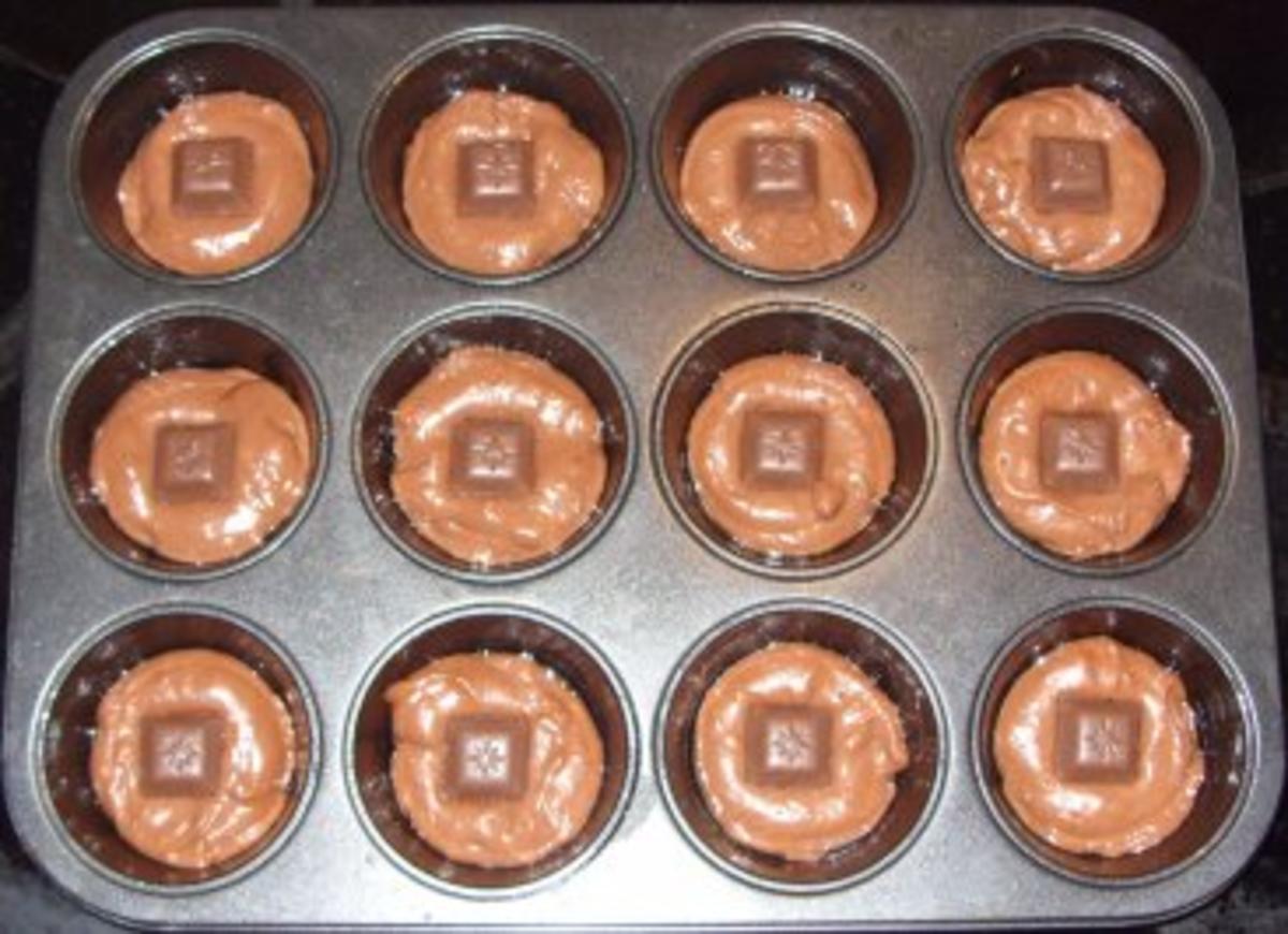 Kleingebäck - Schoko-Muffins mit Schogetten - Rezept - Bild Nr. 3
