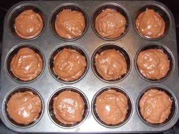 Kleingebäck - Schoko-Muffins mit Schogetten - Rezept - Bild Nr. 4