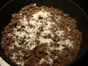 Cannellonie gefüllt mit Hackfleisch, Pfifferlingen und Pfifferlingsrahm - Rezept - Bild Nr. 6