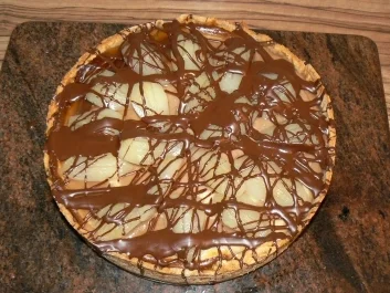 Zebrakäsekuchen flirtet mit karamellisierten Birnen - Rezept