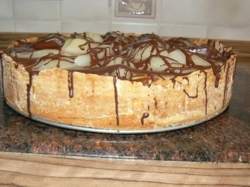 Zebrakäsekuchen flirtet mit karamellisierten Birnen - Rezept