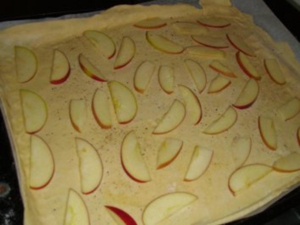 Apfel-Zwiebelkuchen mit Speck - Rezept mit Bild - kochbar.de