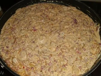 Rezept: Apfel-Zwiebelkuchen mit Speck Bild Nr. 4 Apfel-Zwiebelkuchen mit Speck - Rezept - Bild Nr. 4