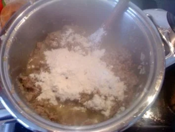 Spaghetti Bolognese mit extra viel Fleisch - Rezept - Bild Nr. 4