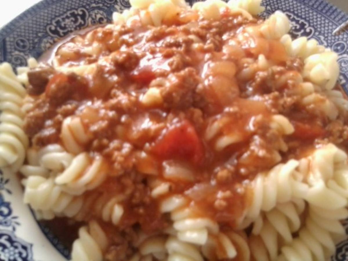 Spaghetti Bolognese mit extra viel Fleisch - Rezept - Bild Nr. 9