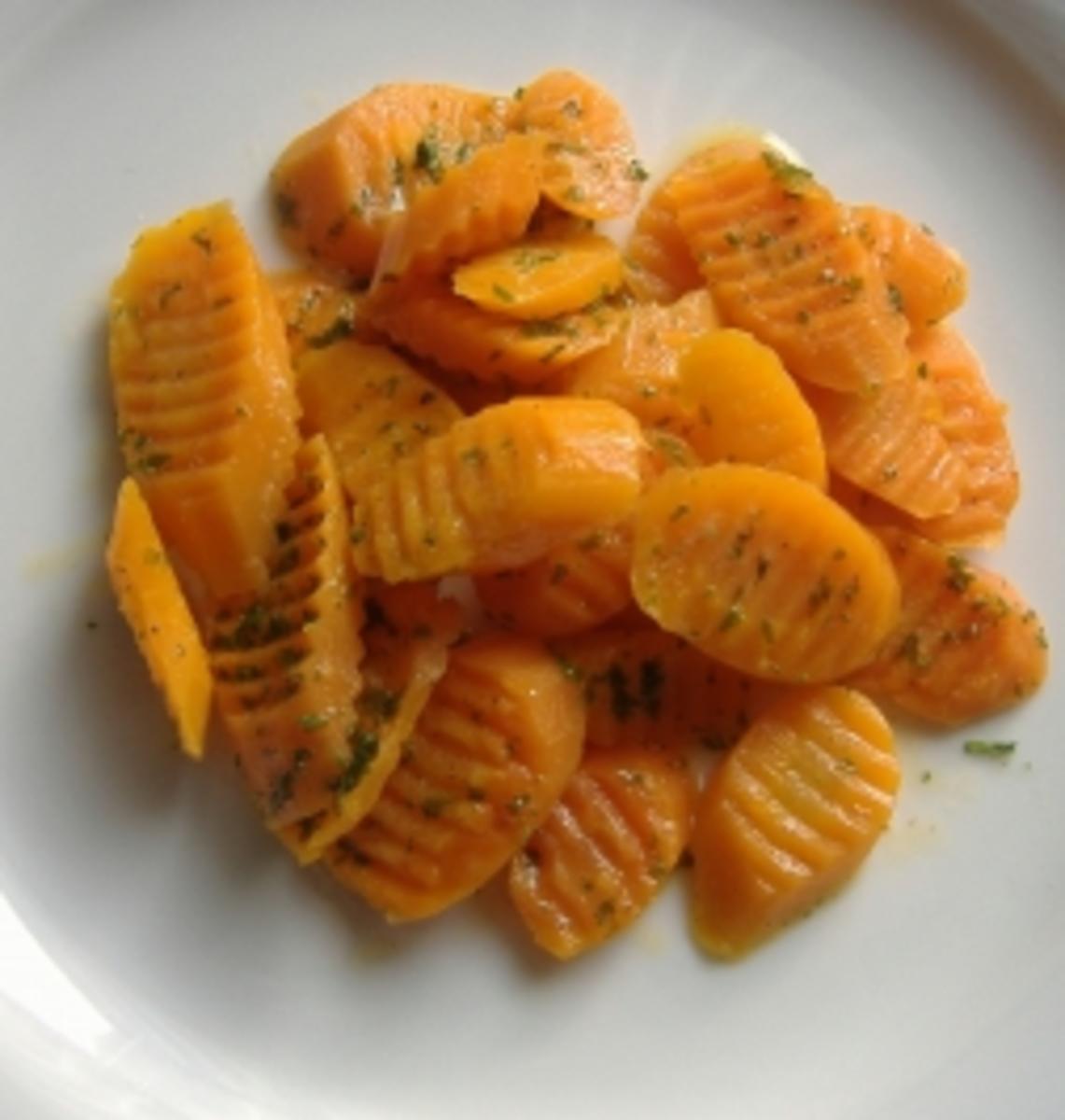 Vichy-Möhren - Rezept mit Bild - kochbar.de Vichy-Möhren - Rezept mit Bild - kochbar.de