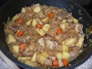 Rezept: Pfannengericht: Sauerkrautpfanne Pfannengericht: Sauerkrautpfanne - Rezept