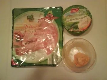 Rezept: Frühstück: Mehrkornbrötchen mit wildem Bärlauch und Kochschinken Bild Nr. 3 Frühstück: Mehrkornbrötchen mit wildem Bärlauch und Kochschinken - Rezept - Bild Nr. 3