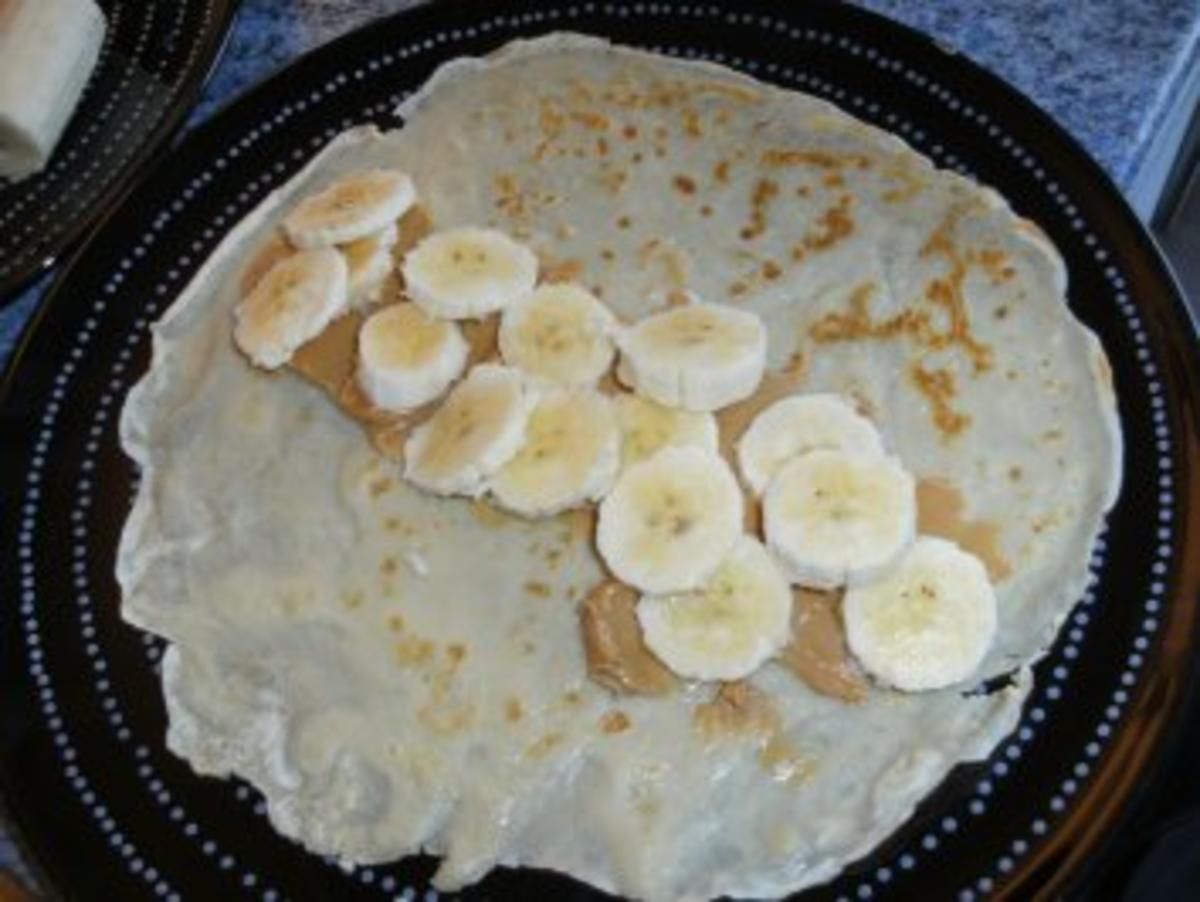 Pfannkuchen mit Erdnussbutter und Bananen - Rezept - Bild Nr. 3