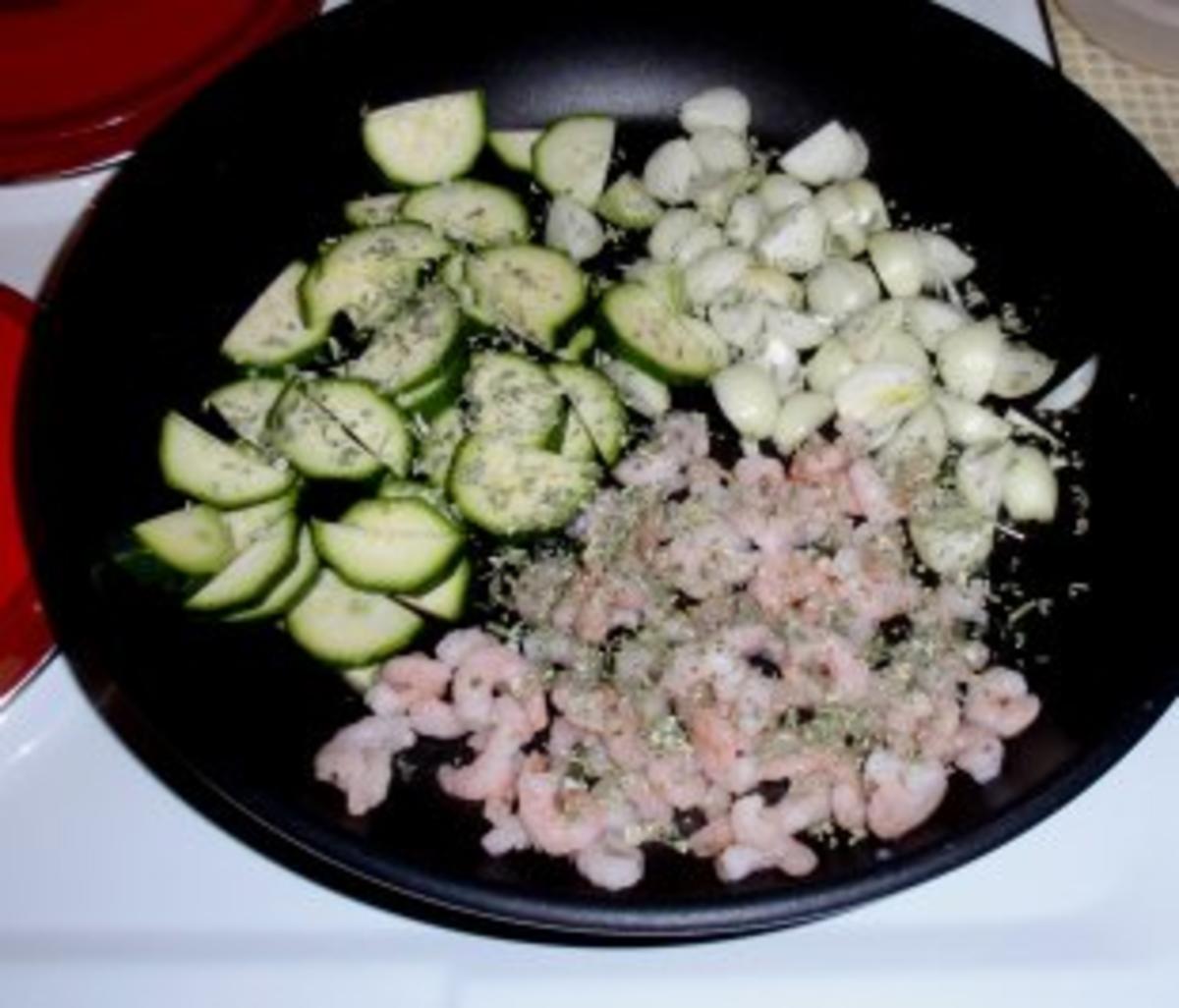 Bunter Salat mit Tiefsee-Garnelen - Rezept - Bild Nr. 3