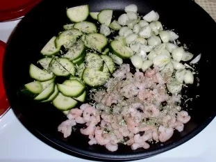 Bunter Salat mit Tiefsee-Garnelen - Rezept - Bild Nr. 3