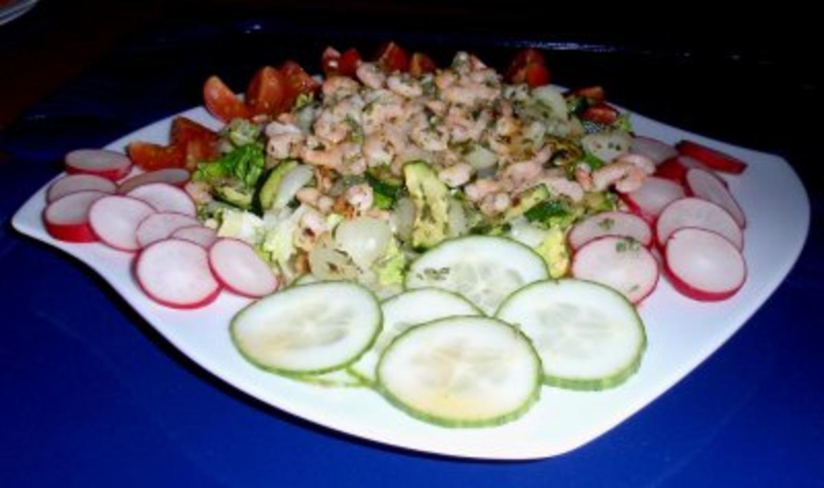 Bunter Salat mit Tiefsee-Garnelen - Rezept - Bild Nr. 5