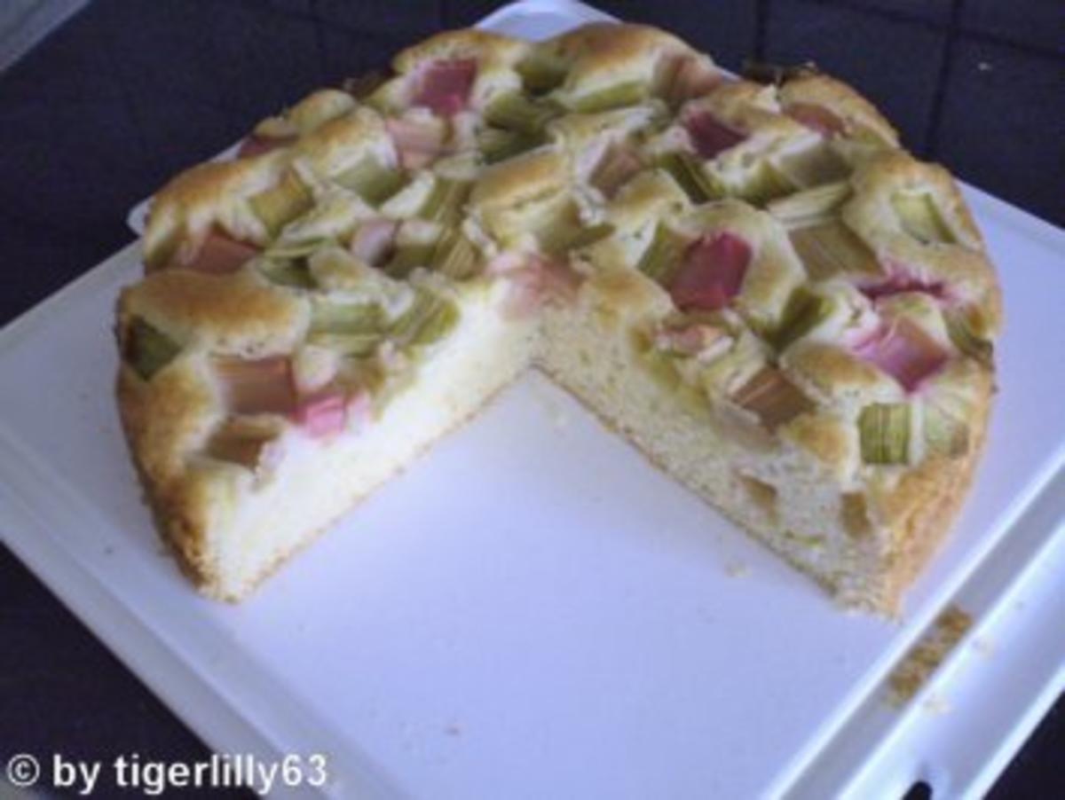 Rhabarber-Eierlikör-Kuchen - Rezept