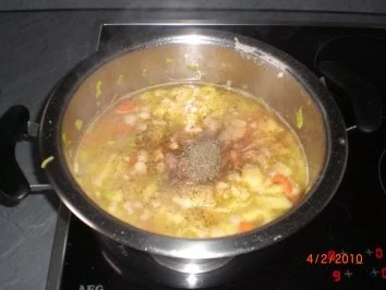 Rezept: Kartoffelsuppe Bild Nr. 6 Kartoffelsuppe - Rezept - Bild Nr. 6