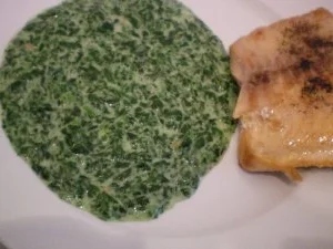 Rahmspinat mit Knoblauch - Rezept
