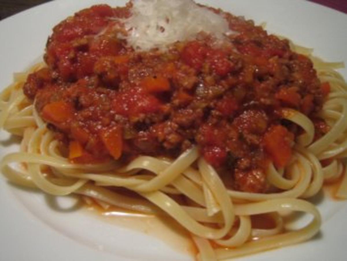 Spaghetti Bolognese - Rezept - Bild Nr. 2