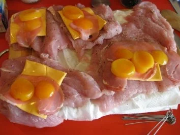 Rezept: Putenschnitzel, gefüllt in Zwiebel-Currysahne Bild Nr. 4 Putenschnitzel, gefüllt in Zwiebel-Currysahne - Rezept - Bild Nr. 4