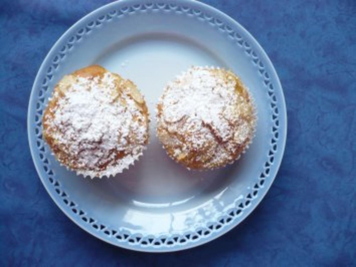 Apfel - Marzipan  - Muffins mit Mandeln - Rezept