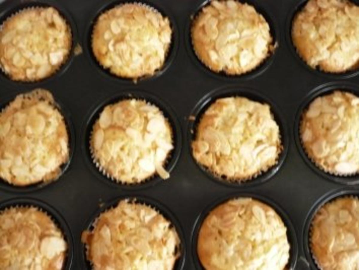 Apfel - Marzipan  - Muffins mit Mandeln - Rezept - Bild Nr. 6