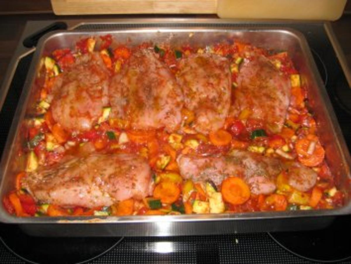 Fleisch - Hühnchen auf Gemüsebett - Rezept - Bild Nr. 2