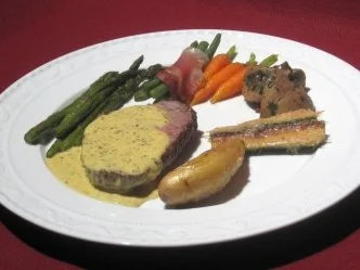 Chateaubriand an Sauce Bearnaise mit Gemüseauswahl und Rosmarinkartöffelchen - Rezept