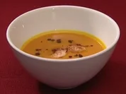 Asiatische Kürbissuppe mit steirischem Kernöl (Jochen Schropp) - Rezept