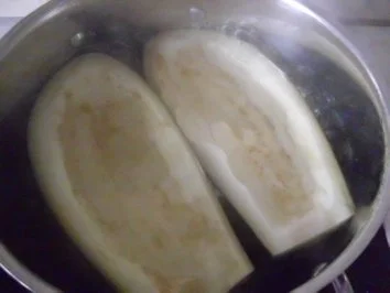 Aubergine mit Hack-Gemüse-Füllung - Rezept - Bild Nr. 3
