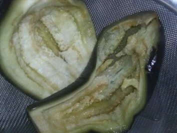 Aubergine mit Hack-Gemüse-Füllung - Rezept - Bild Nr. 12