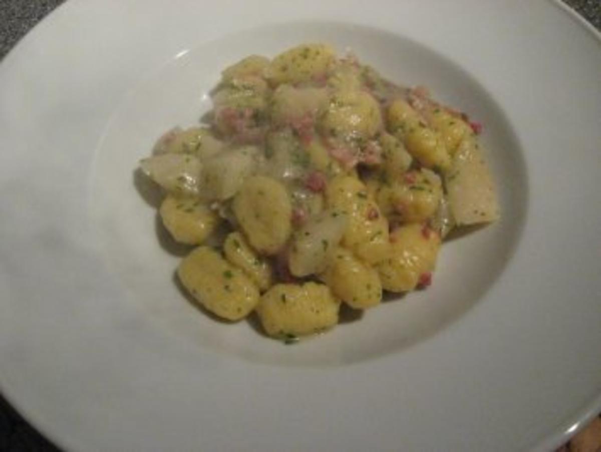 Bilder für Gnocci mit Birnen & Schinken - Rezept