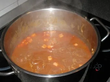 Rezept: Hopsing`s Hüttengulasch Hopsing`s Hüttengulasch - Rezept