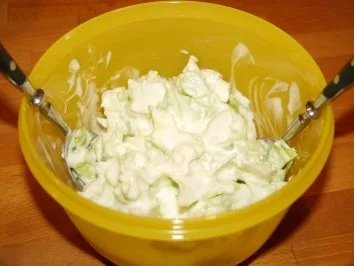 Rezept: Eisbergsalat in Joghurt Bild Nr. 3 Eisbergsalat in Joghurt - Rezept - Bild Nr. 3