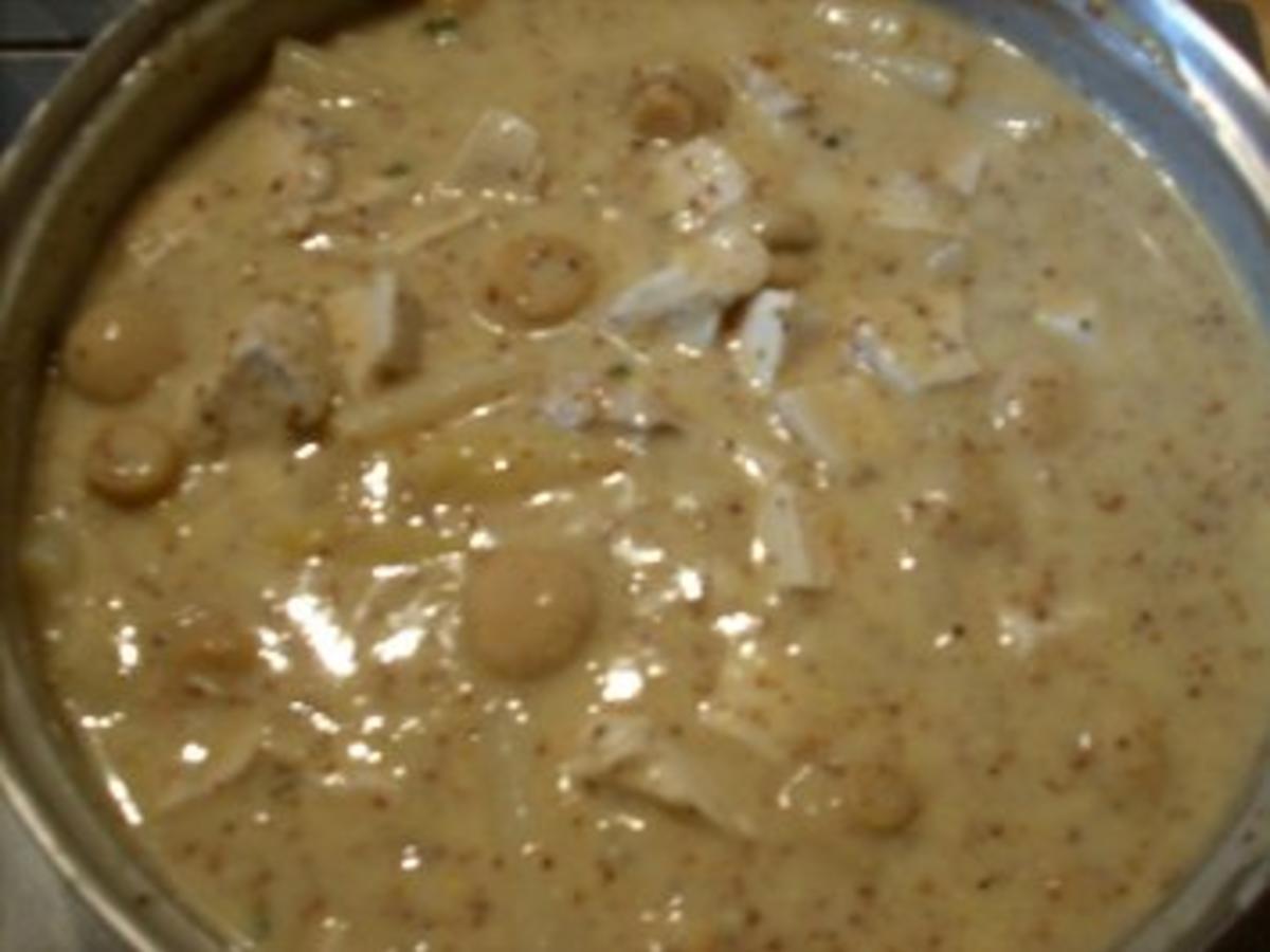 Hühnerfrikassee im Reisrand - mal anders - Rezept - kochbar.de