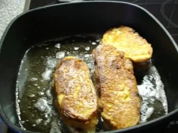 Rezept: Zwetschgenbavesen Bild Nr. 3 Zwetschgenbavesen - Rezept - Bild Nr. 3