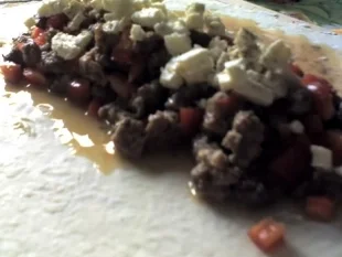 Hackfleisch-Schafskäse-Strudel - Rezept