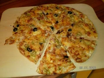 Rezept: Flammkuchen griechische Art Bild Nr. 4 Flammkuchen griechische Art - Rezept - Bild Nr. 4
