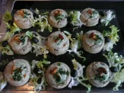 TAPAS/vegetarisch:Parmesanflan mit Pilzen und Oliven - Rezept
