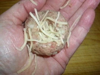 Rezept: Spätzle~Hackkäsebällchen~Frischkäsekräutersoße Bild Nr. 7 Spätzle~Hackkäsebällchen~Frischkäsekräutersoße - Rezept - Bild Nr. 7