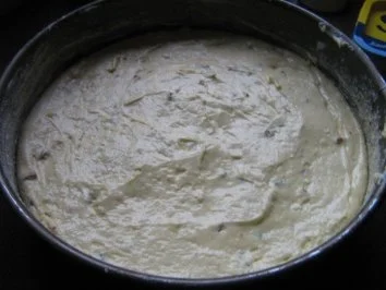 Rezept: Rumkuchen mit kandierten Früchten Bild Nr. 4 Rumkuchen mit kandierten Früchten - Rezept - Bild Nr. 4