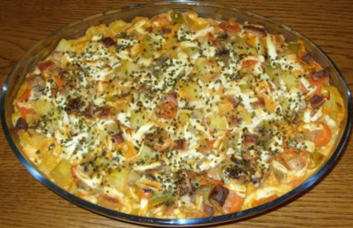Auflauf herzhaft - Kartoffel-Gemüse-Auflauf mit Leberkäse - Rezept ...