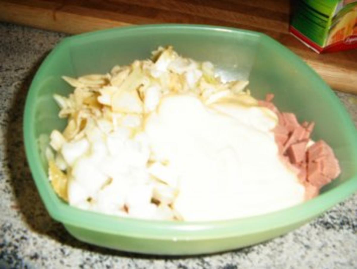 Spitzpaprika gefüllt mit einer Nudel-Wurstmasse - Rezept - Bild Nr. 3