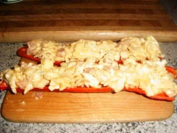 Spitzpaprika gefüllt mit einer Nudel-Wurstmasse - Rezept - Bild Nr. 5