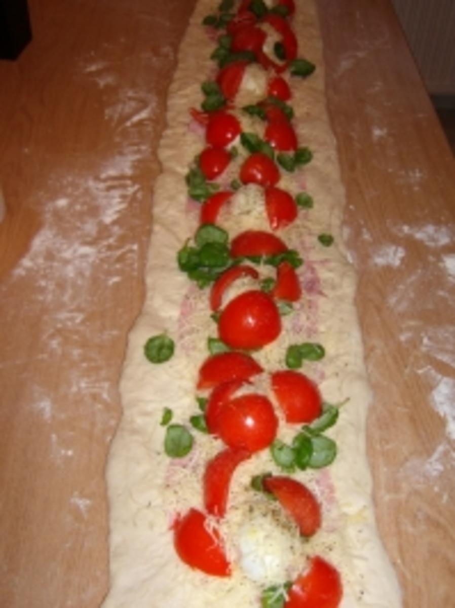 Gefülltes Brot - Rezept Eingereicht von Forny