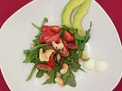 Avocadosalat mit Pfeffer-Schokoladen-Dressing - Rezept
