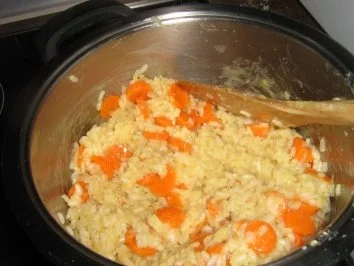 Pangasius auf Rucolabett an Gemüserisotto - Rezept - Bild Nr. 7