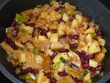 Pfannengericht: Kartoffel-Bohnen-Ananas - Rezept