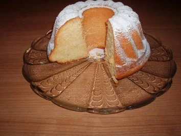 Rezept: Ölguglhupf Bild Nr. 2 Ölguglhupf - Rezept - Bild Nr. 2