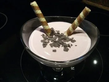 Dessert:  SAHNEQUARK   mit Kirschgeschmack - Rezept